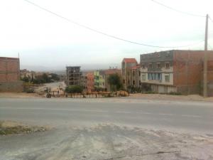 الطريق المؤدي إلى حمام  شيڨر