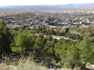 Vue générale de la ville de Babar