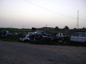 Cimetière de voitures en dehors de Souk Ahras