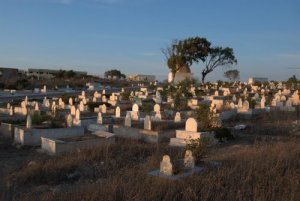 مقبرة مدينة 