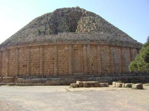 Mausolée Royal de Maurétanie ( Tipasa )