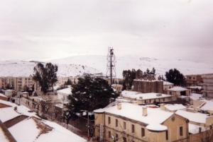 La Ville de Mila sous la Neige