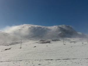 Les Montagnes de Ain Tine sous la Neige