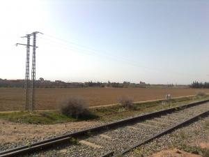 مرور السكة الحديدية بقرية 