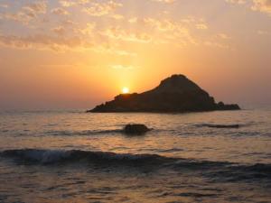 Coucher de Soleil  ( Gerardi Beach )