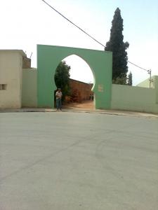 مدخل مقبرة مدينة  مغنية