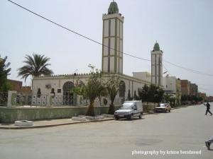 مسجد  عمر ابن عبد العزيز  بمدينة  غليزان