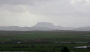 جبال بضواحي مدينة  غليزان