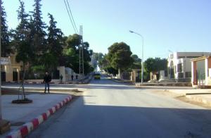 الطريق المؤدي إلى المستشفى المركزي لمدينة  غليزان