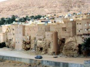 صورة من ضواحي مدينة  بونورة