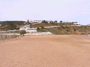 القرية السياحية  سيفاكس  بساحل ولاية  عين تموشنت