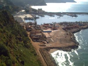 منظر شامل لميناء  بني صاف