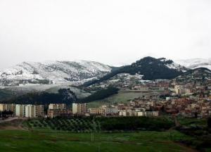 الثلوج بضواحي مدينة  ميلة