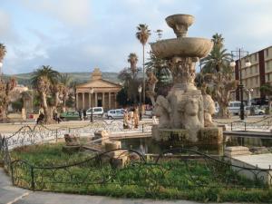 فوارة مائية بوسط مدينة  شرشال