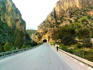 نفق عند مدخل ولاية  الواد