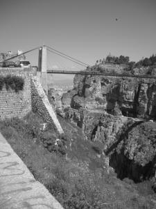 صورة لأحد جسور مدينة  قسنطينة