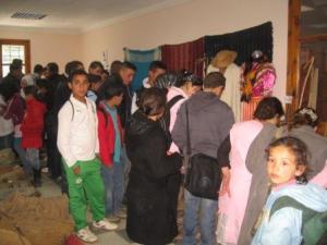 أطفال بالمكتبة العمومية لمدينة  دراع قبيلة  (7)