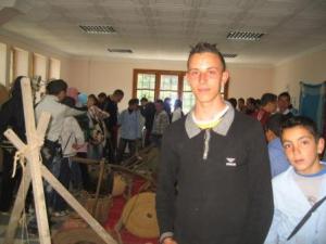 أطفال بالمكتبة العمومية لمدينة  دراع قبيلة  (10)