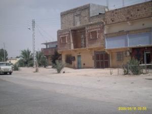 الطريق المؤدي إلى المستشفى الرئيسي لمدينة 